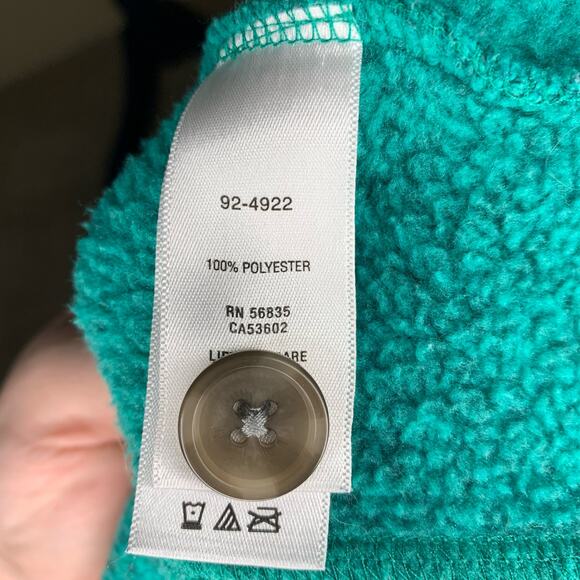 Fitted Cabela's Sweatshirt - Picture 6 of 6